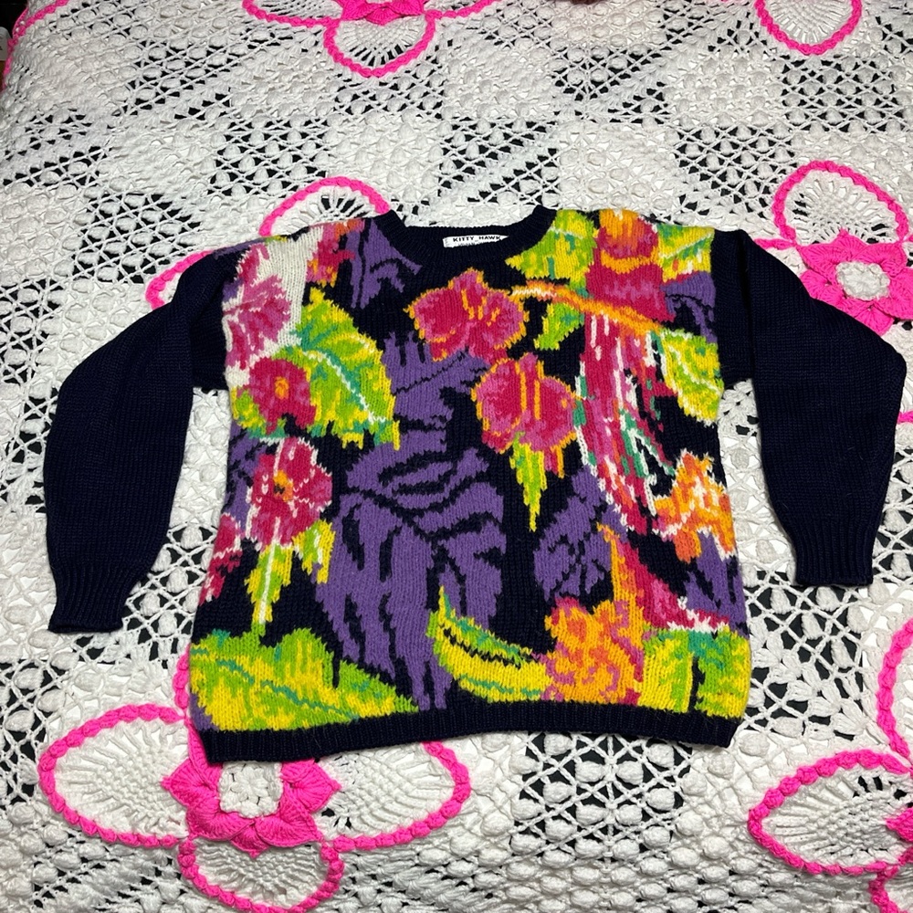 Rare vintage kitty hawk by Vivian Wang floral sweater size S